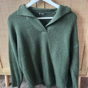 Ribbed Green Sweater